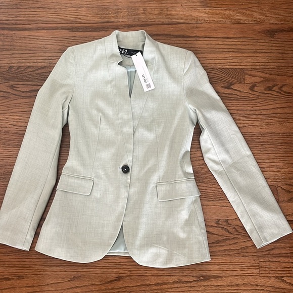 Zara Fitted Blazer with Inverted Lapel Size 2 New With Tag - Picture 9 of 15